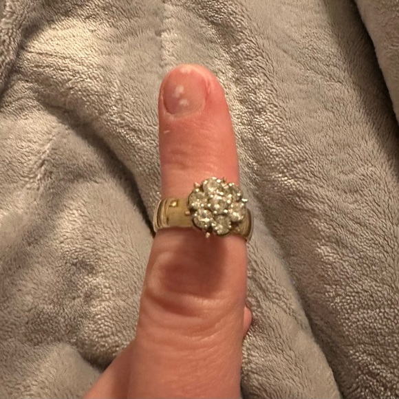 Wedding band ring size 7 - Picture 1 of 3